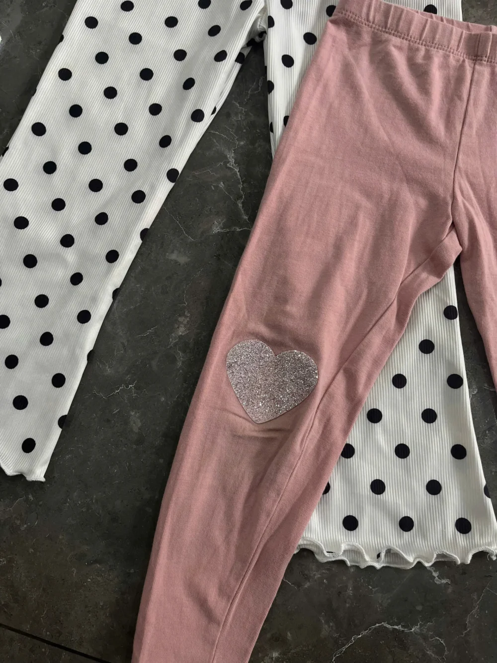 Set 3 quần dài bé gái mix brand (2 đến 3 tuổi)H&M, no brand - Ảnh 3