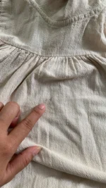 Váy đầm bé gái vải đũi Sora bebe màu be Sora bebe - Ảnh 4