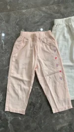 Set 2 quần dài vải kaki bé gái thêu hoạ tiết korean brandkorean brand 4-5 tuổi - Ảnh 5