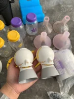 Bộ máy hút sữa điện đôi Medela pump in style max flow bản đầy đủ (kèm phễu silicone Mamachoice & mini pum, tặng kèm túi trữ sữa và bình trữ sữa) - Ảnh 6