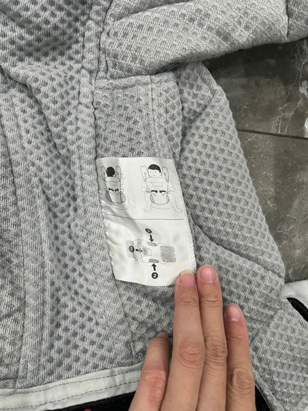 Địu Ergo baby Omni Breeze màu xám nhạt 0-4 tuổi (còn box) - Ảnh 18