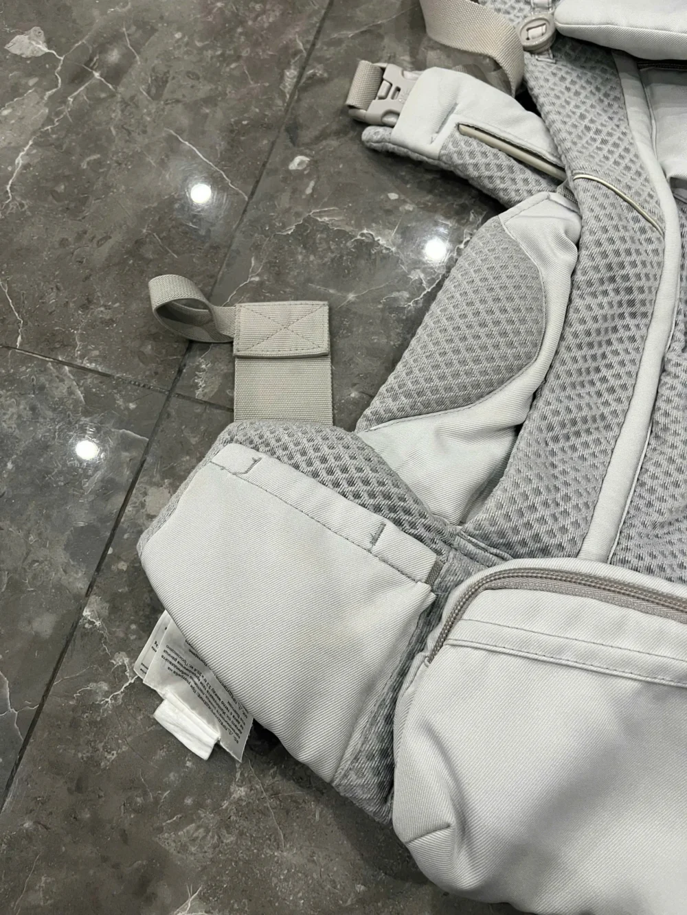 Địu Ergo baby Omni Breeze màu xám nhạt 0-4 tuổi (còn box) - Ảnh 5