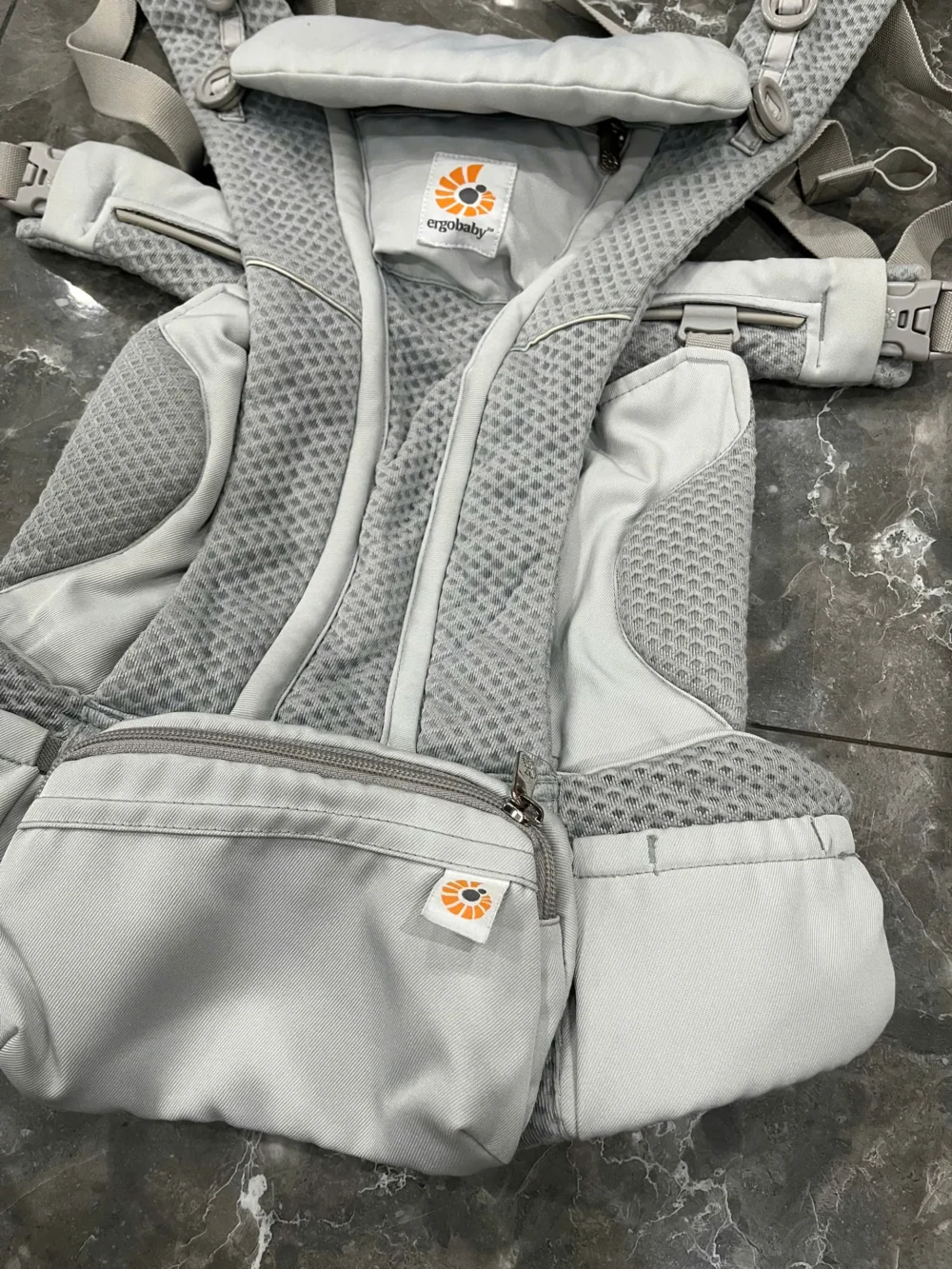 Địu Ergo baby Omni Breeze màu xám nhạt 0-4 tuổi (còn box) - Ảnh 6