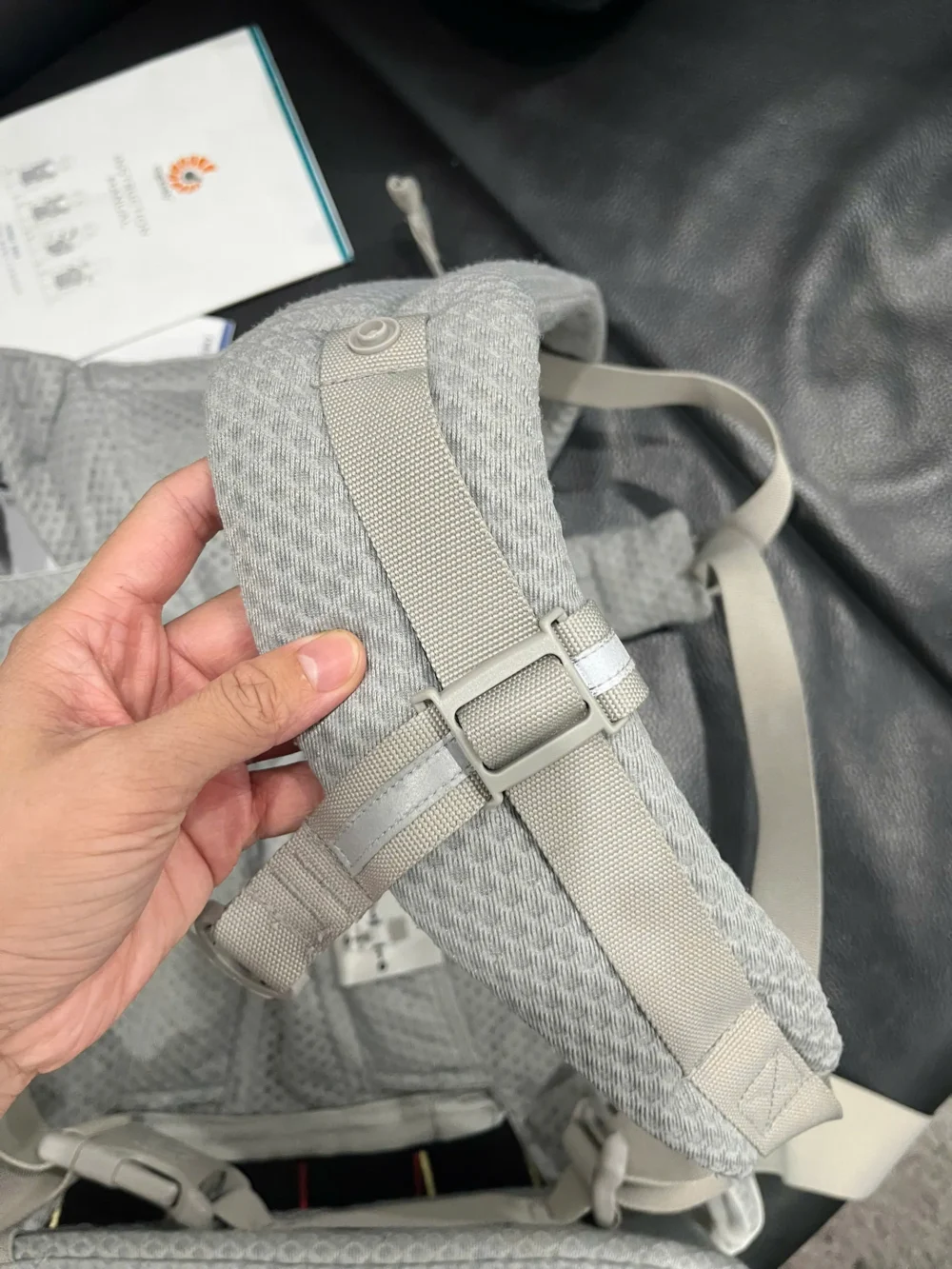 Địu Ergo baby Omni Breeze màu xám nhạt 0-4 tuổi (no box) - Ảnh 8