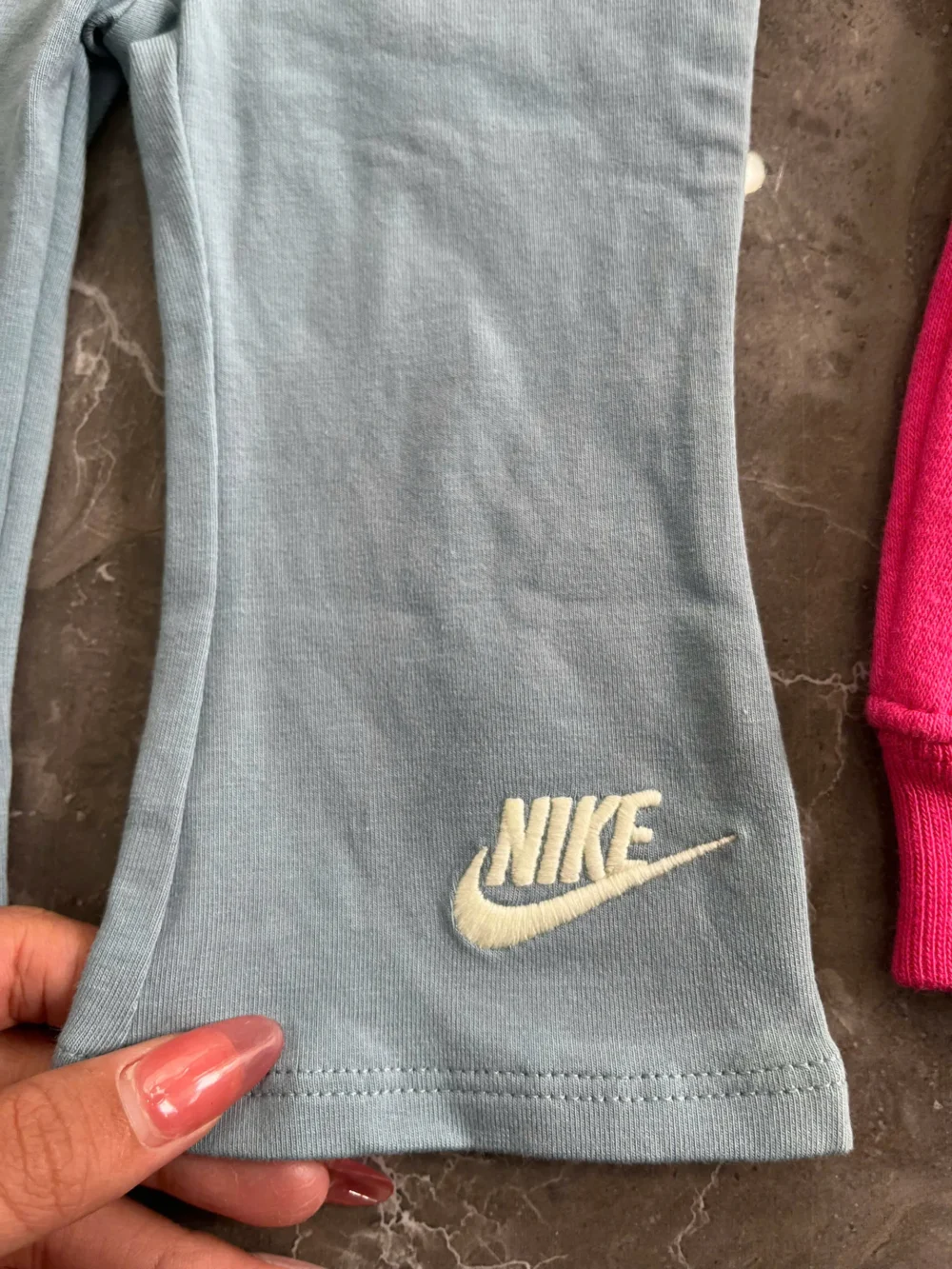 Set 2 quần cho bé gái Nike & Gap baby (sơ sinh đến 3 tháng) - Ảnh 3
