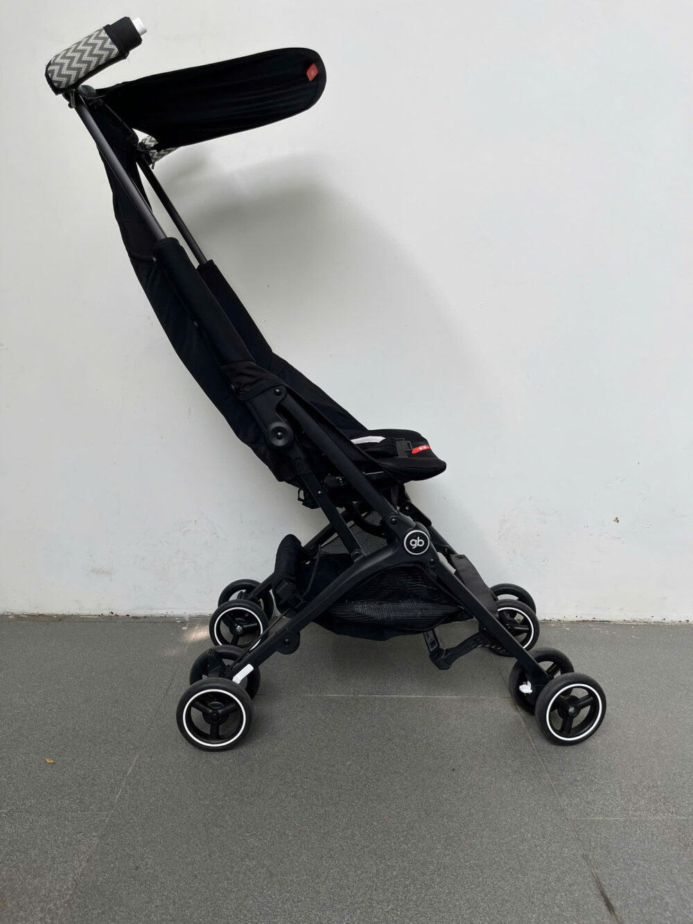 Xe đẩy GB pockit air all terrain (velvet black) kèm bọc tay nắm 6-48 tháng - Ảnh 3