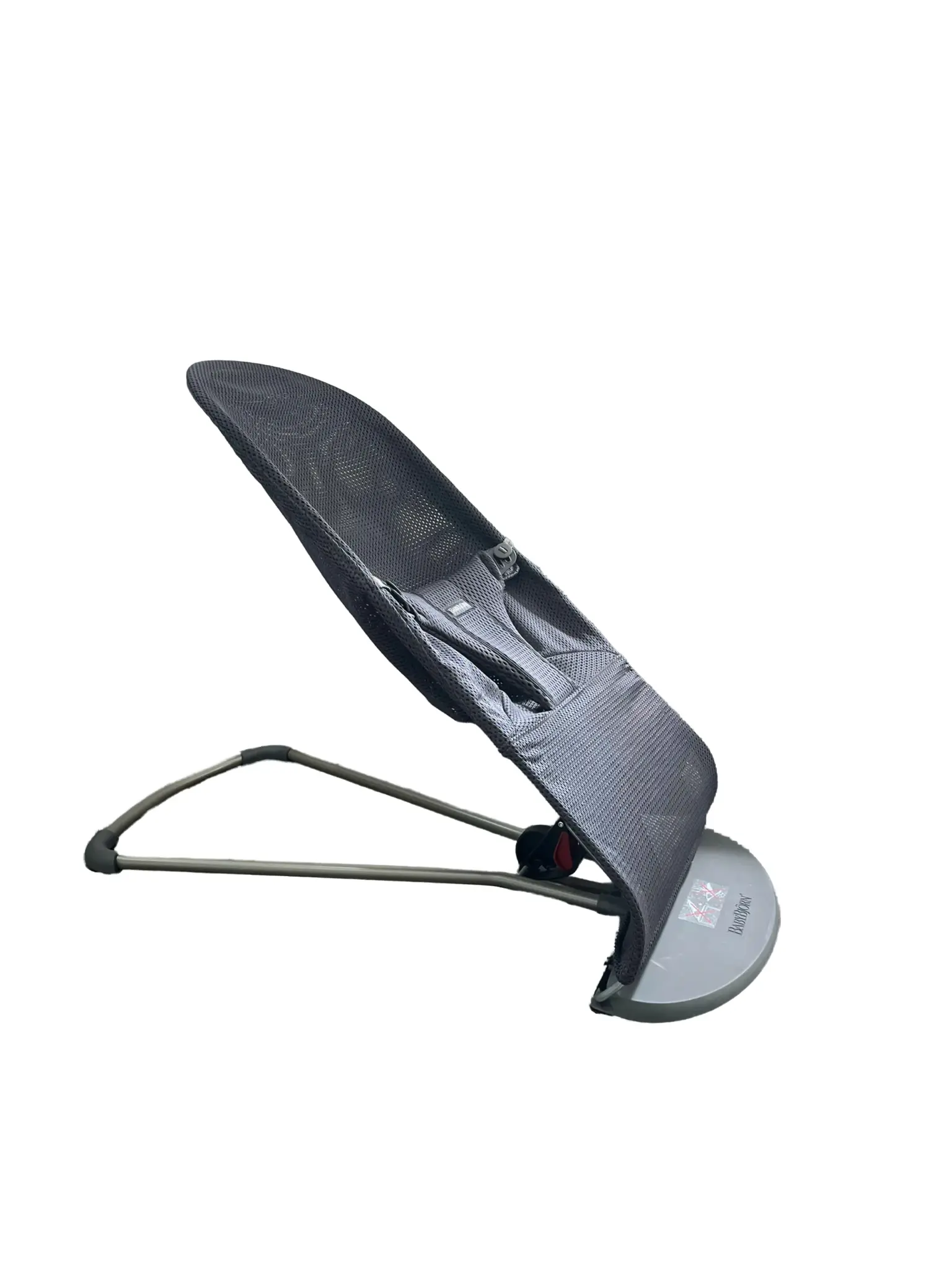 craiyon_094636_image Ghế rung Baby Bjorn vải air mesh màu xám đen đậm (còn box) 0-18 M tối đa 13kg - Ảnh 1