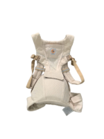 Địu Ergo baby Alta Hip Seat (có bệ ngồi) màu kem tặng kèm ủ kén sơ sinh màu trắng kem (no box)