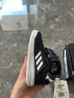 Giày Adidas Tensaur Hook and Loop bé trai (size 140cm) - Ảnh 9