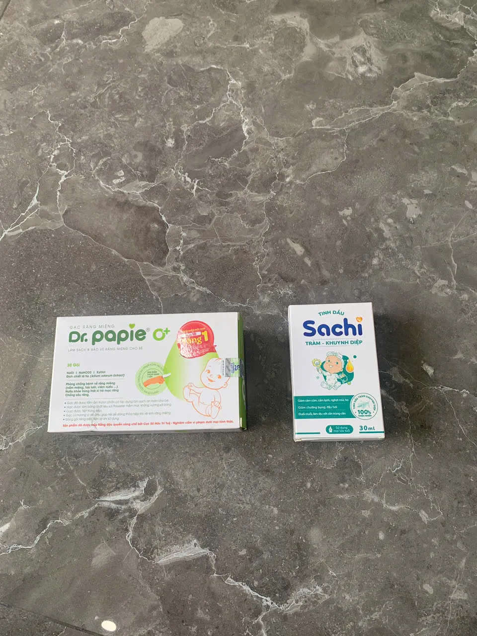 z7090701295722_fd3e6c4b5fee77a93a9f918c8da40a9f Set gạc răng miệng Dr Papie & tinh dầu tràm khuynh diệp Sachi - Ảnh 7