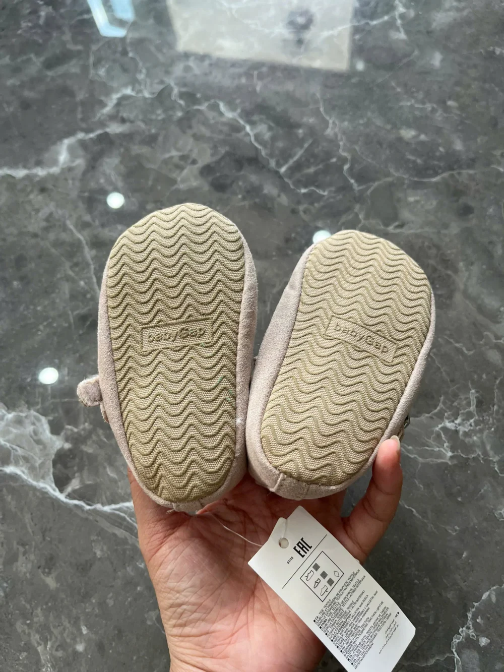 Giày vải tập đi cho bé phối lông màu hồng Gap baby (12 đến 18 tháng) - Ảnh 5