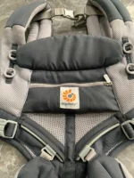 Địu Ergo baby Omni 360 cool air mesh màu xám phối đen 0-4 tuổi - Ảnh 2