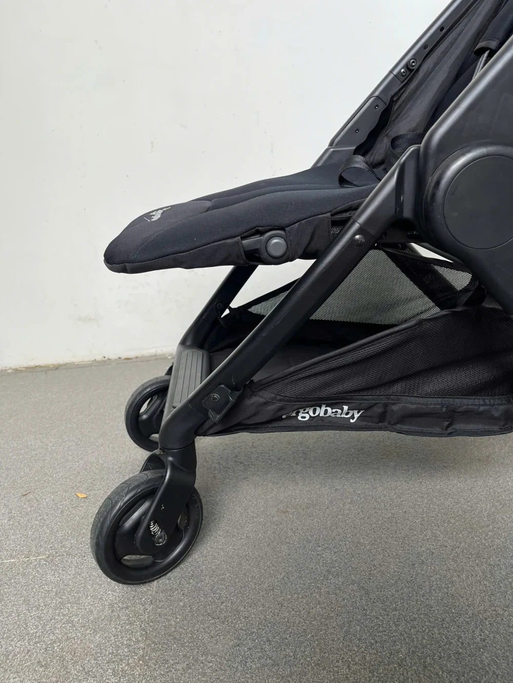 Xe đẩy Ergo metro+ màu đen (kèm túi đựng và mái che thay thế) 0-4 tuổi tối đa 20kg - Ảnh 4