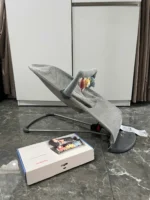 Ghế rung Baby Bjorn vải air mesh màu xám nhạt kèm thanh đồ chơi (no box) 0- 18 tháng tối đa 13kg - Ảnh 11