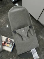 Ghế rung Baby Bjorn vải air mesh màu xám nhạt kèm thanh đồ chơi (no box) 0- 18 tháng tối đa 13kg - Ảnh 13