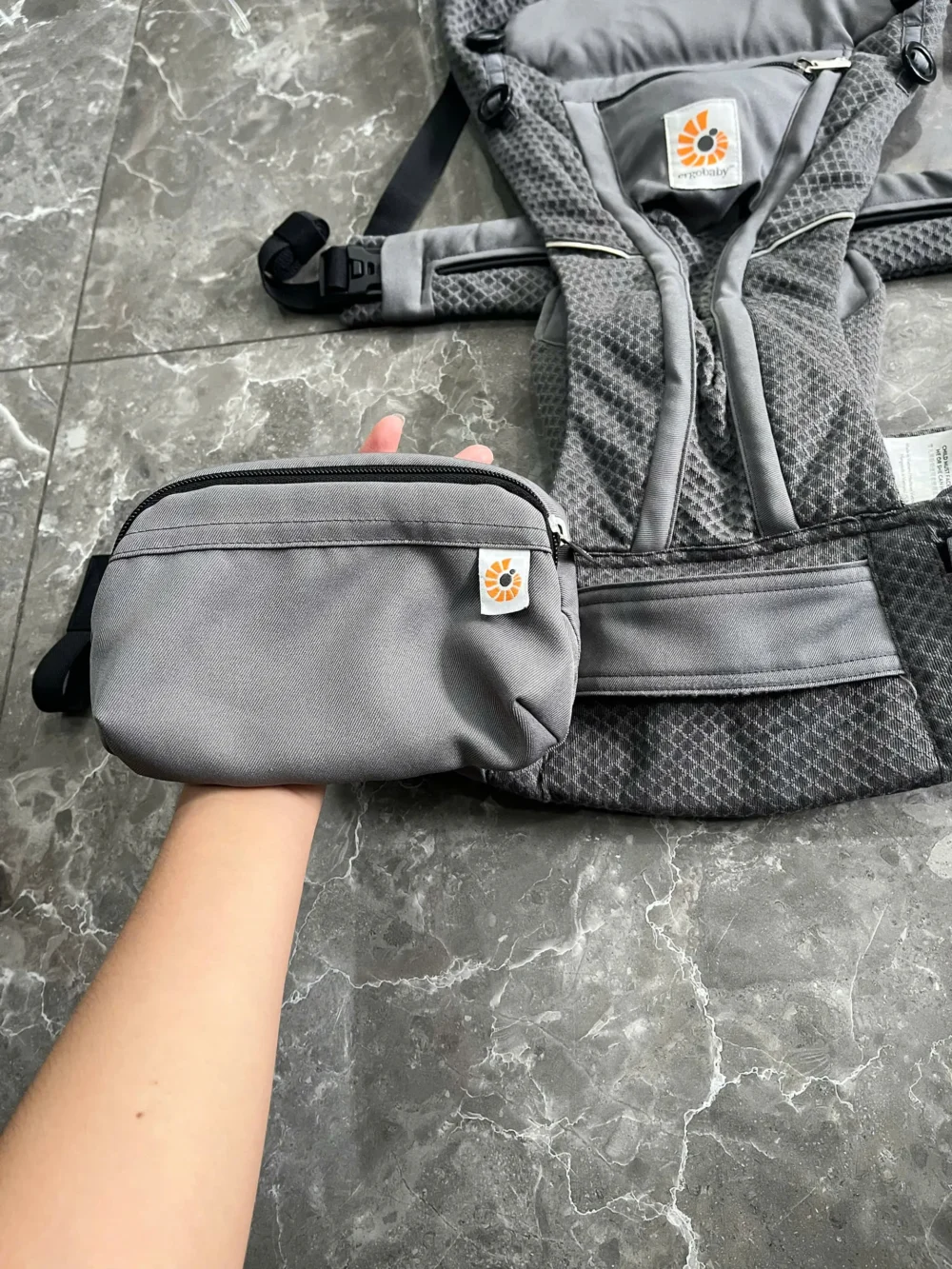 Địu Ergo baby Omni Breeze màu xám đậm (còn box) 0-4 tuổi tối đa 22kg - Ảnh 13