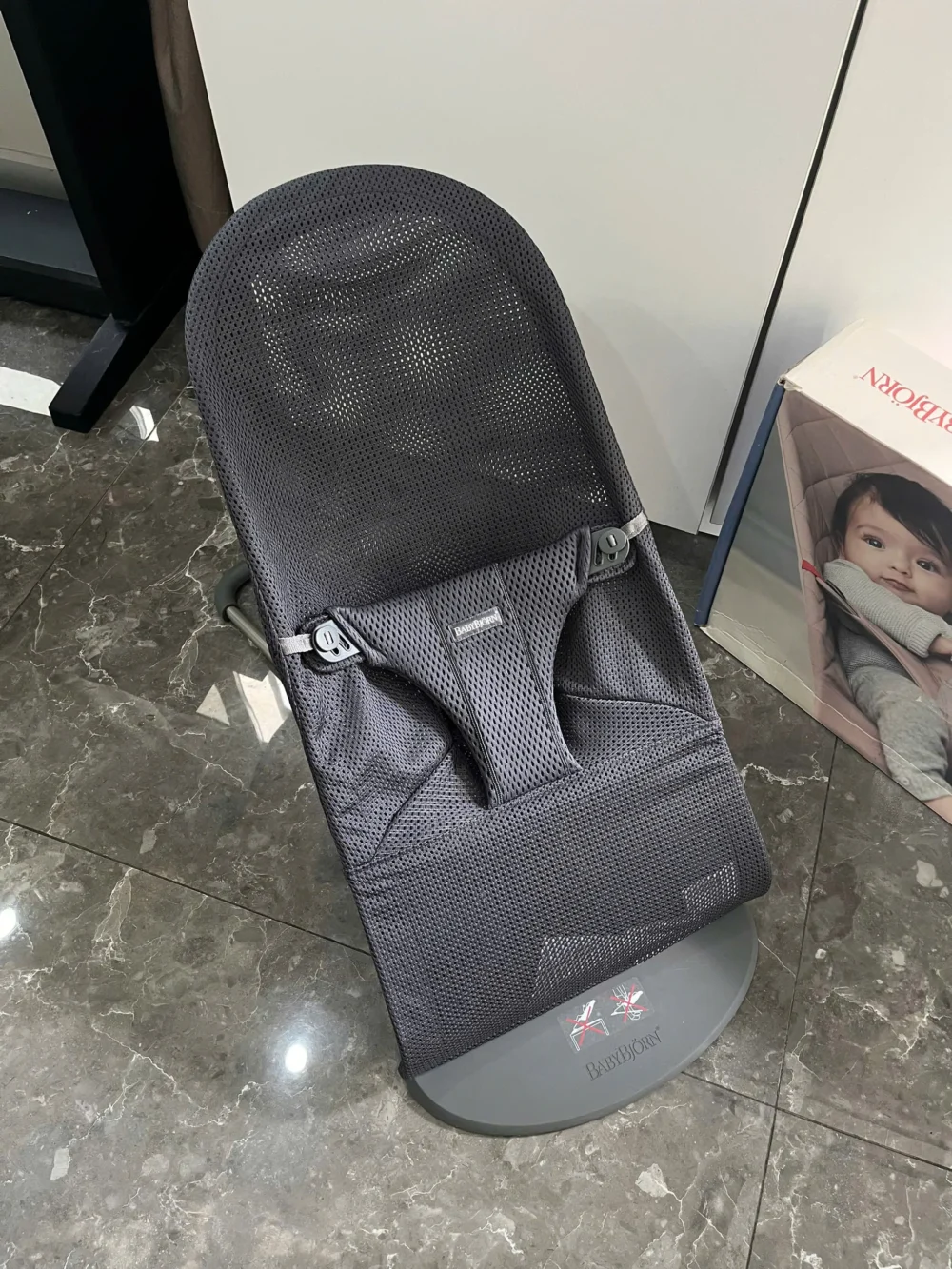 Ghế rung Baby Bjorn vải air mesh màu xám đen đậm (còn box) 0-18 M tối đa 13kg - Ảnh 12