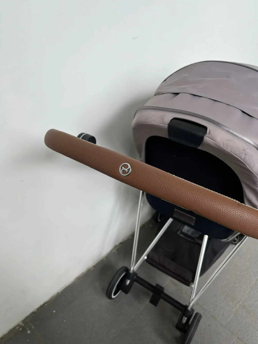 Xe đẩy Cybex mios 2 (màu xám khung bạc) - Ảnh 3