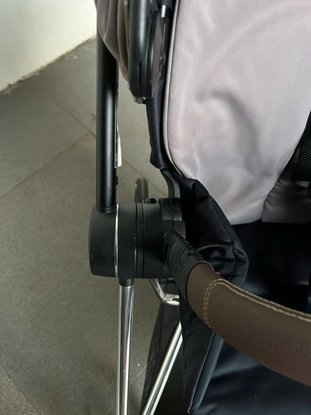 Xe đẩy Cybex mios 2 (màu xám khung bạc) - Ảnh 23