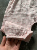 Set bộ đồ hồng nhạt vintage vải muslin cao cấp Albetta (12 đến 18 tháng) - Ảnh 8