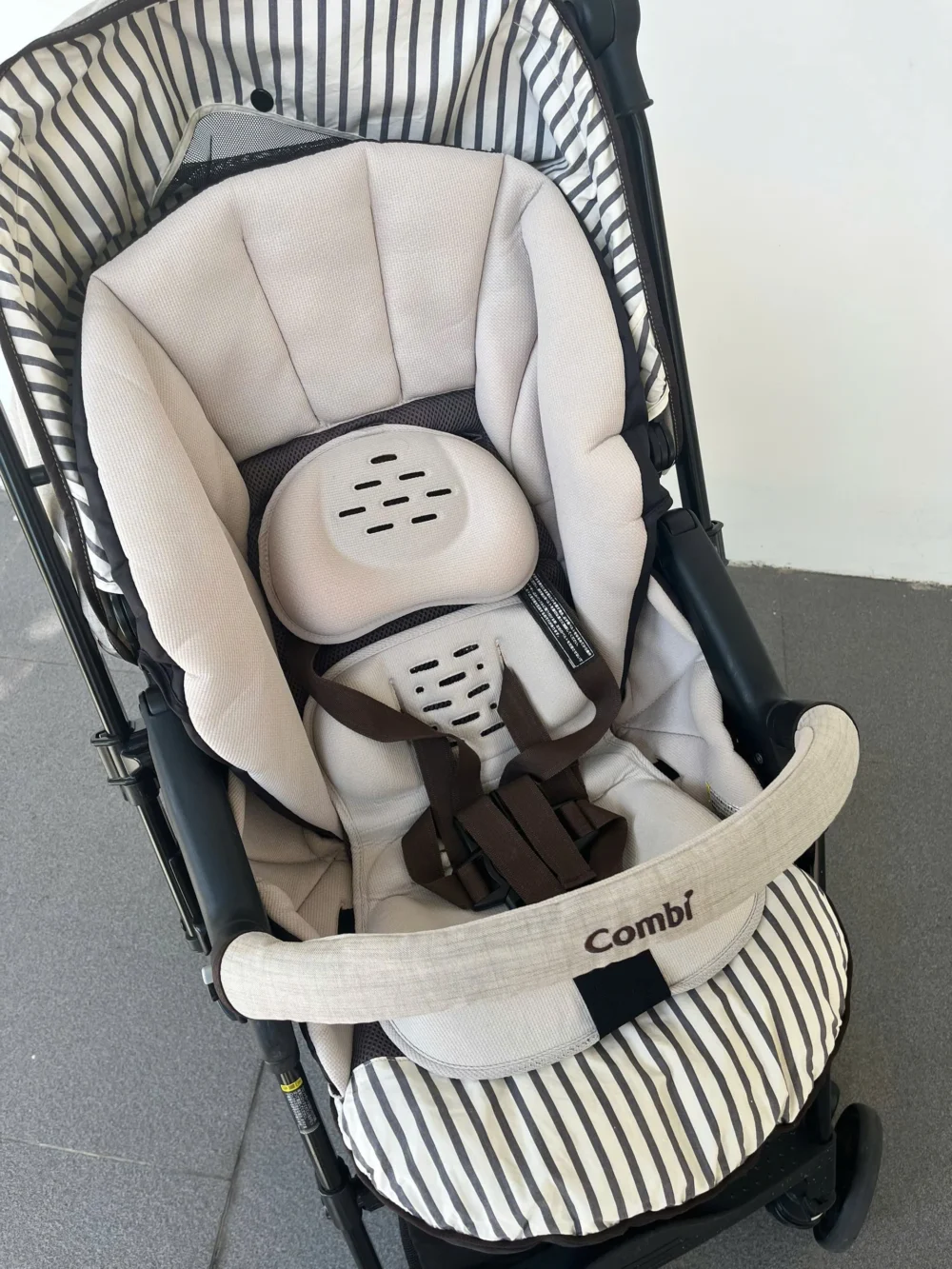 Xe đẩy Combi Sugocal Compact (màu be) 0-3 tuổi tối đa 15kg - Ảnh 21