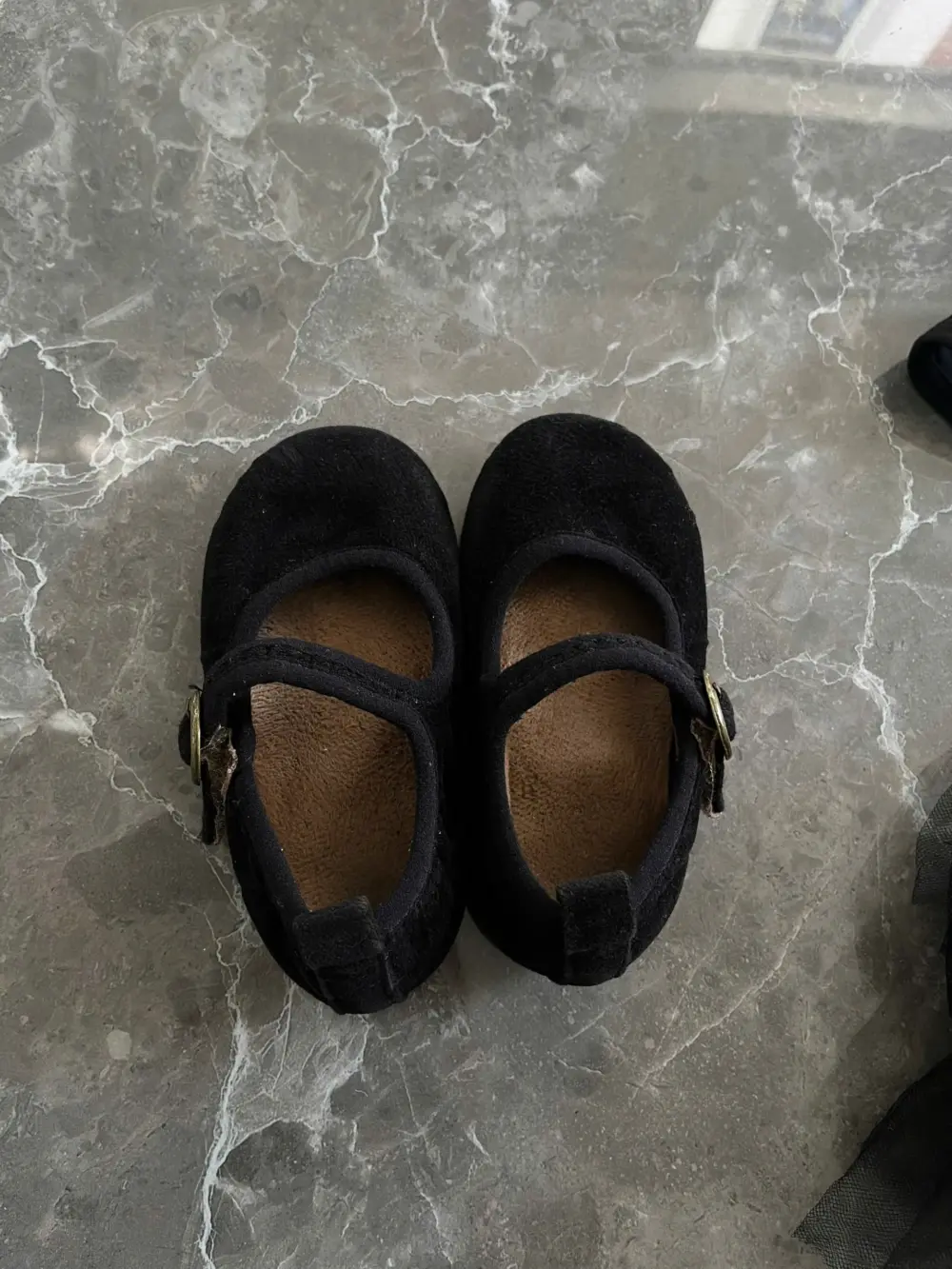 Set váy ba lê Dolly của Le Petit Tom (tặng kèm 2 giày nhung cho bé size 14cm & 16cm và vương miện hoá trang) - Ảnh 8