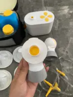 Máy hút sữa Medela Pump In Style With Maxflow bản full (fullbox) - Ảnh 4