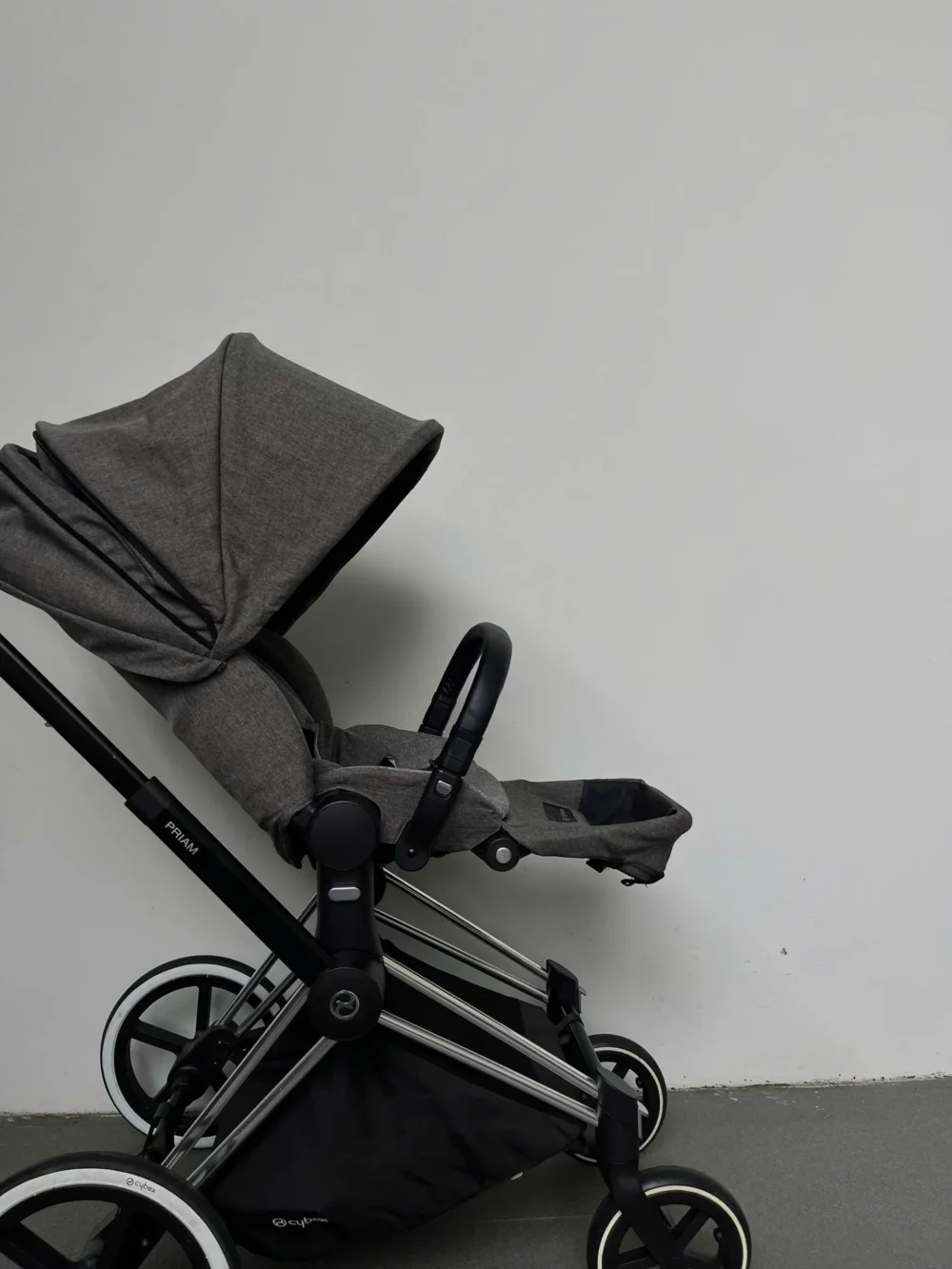 Xe đẩy Cybex priam (màu xám khung silver) - Ảnh 12