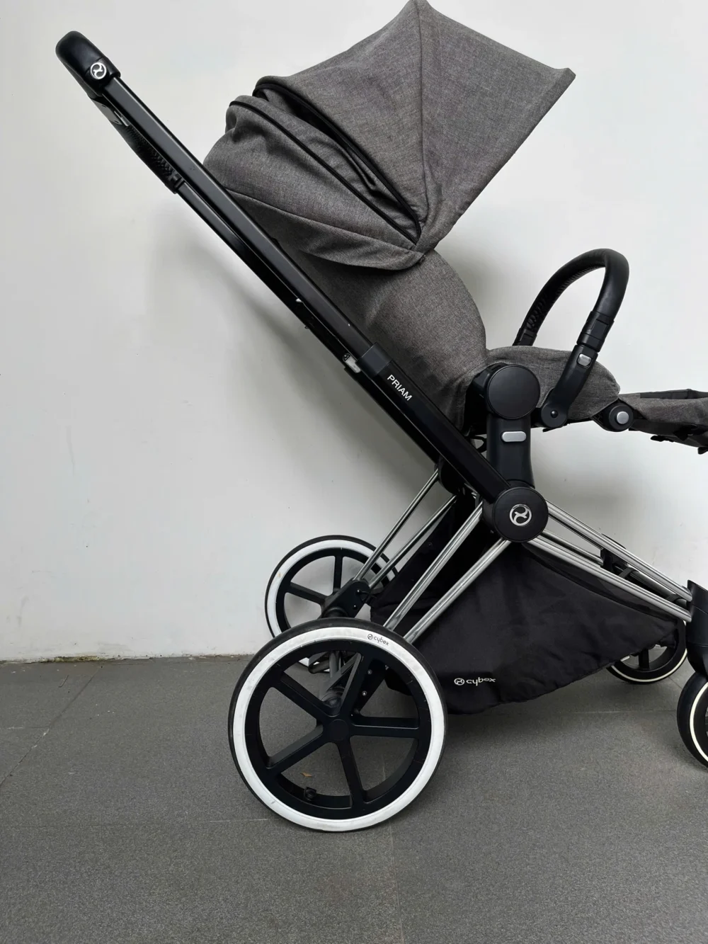 Xe đẩy Cybex priam (màu xám khung silver) - Ảnh 14