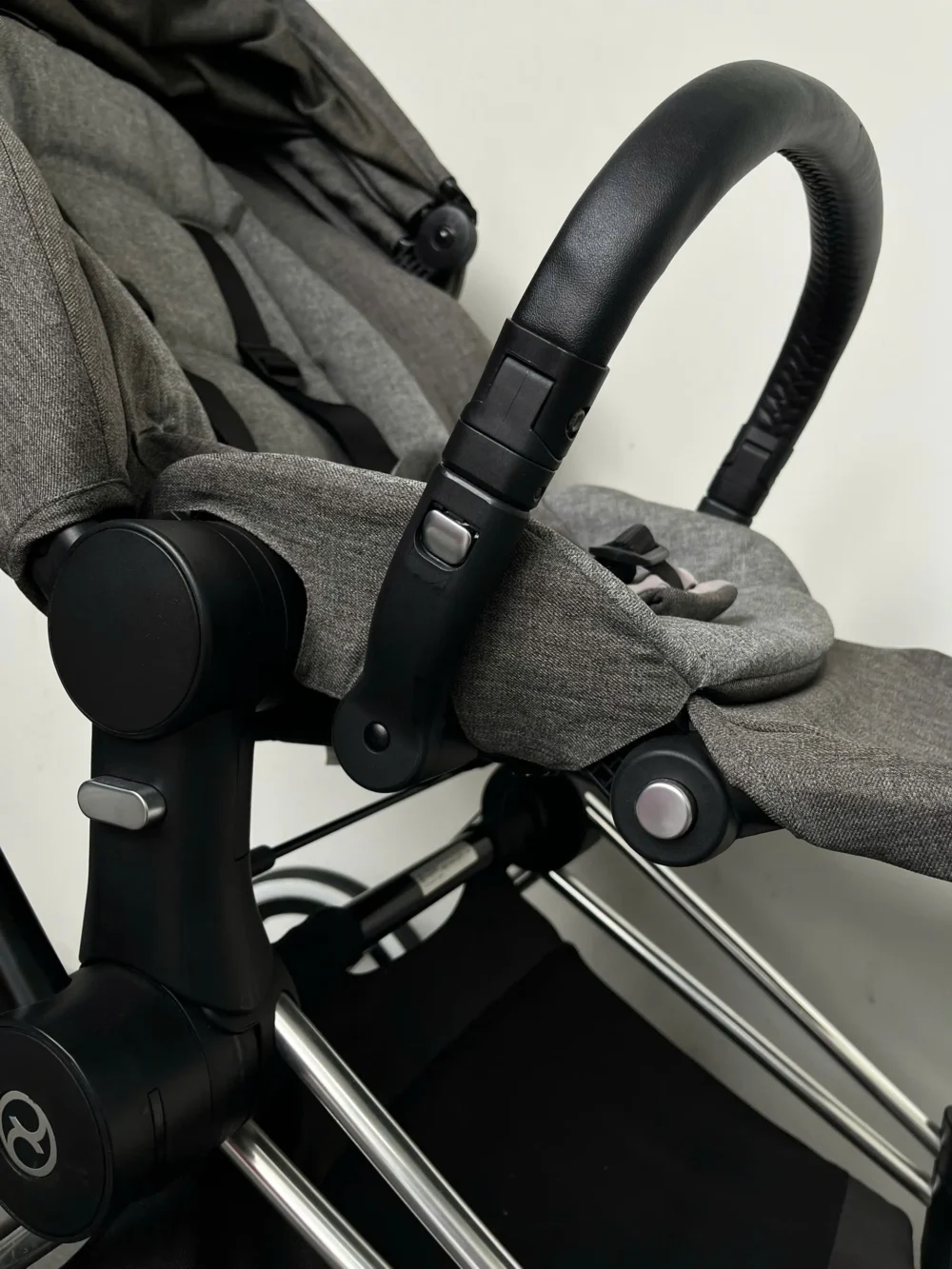 Xe đẩy Cybex priam (màu xám khung silver) - Ảnh 21