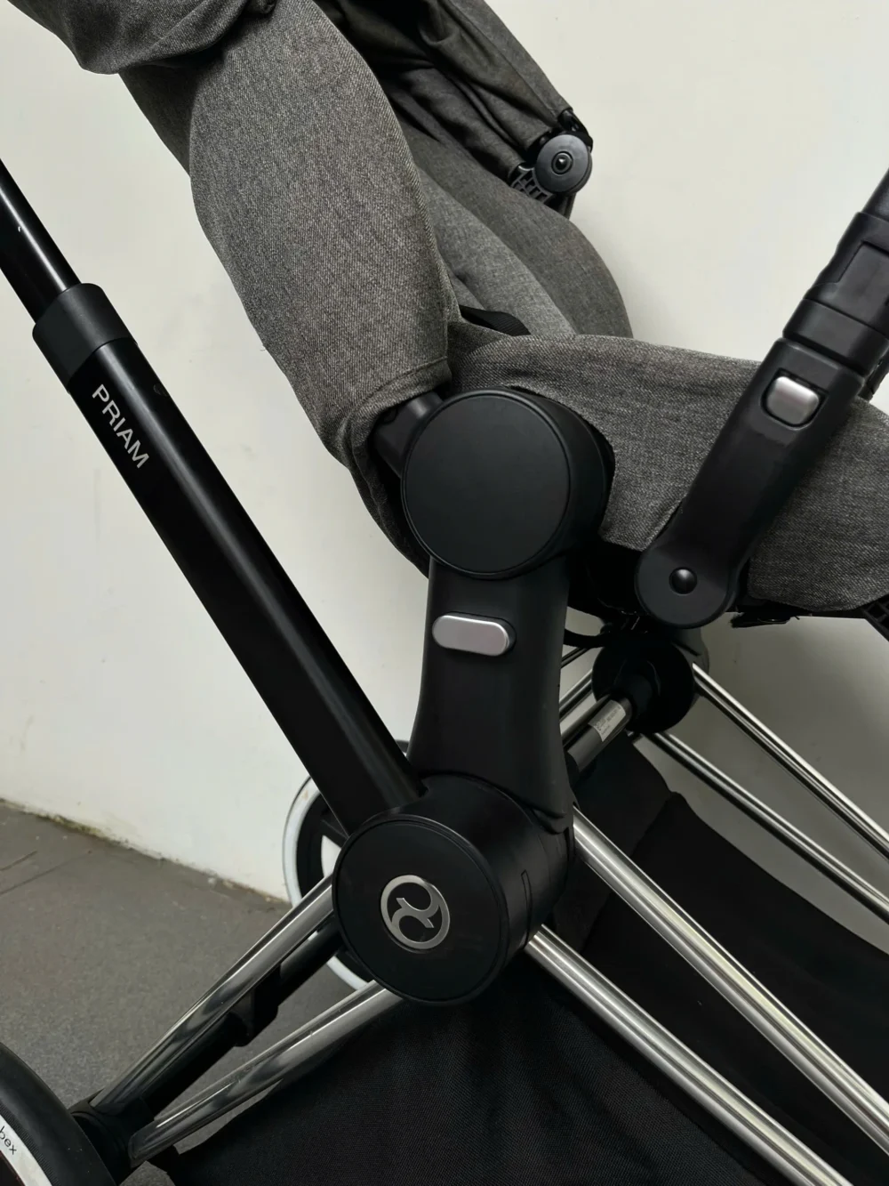Xe đẩy Cybex priam (màu xám khung silver) - Ảnh 22
