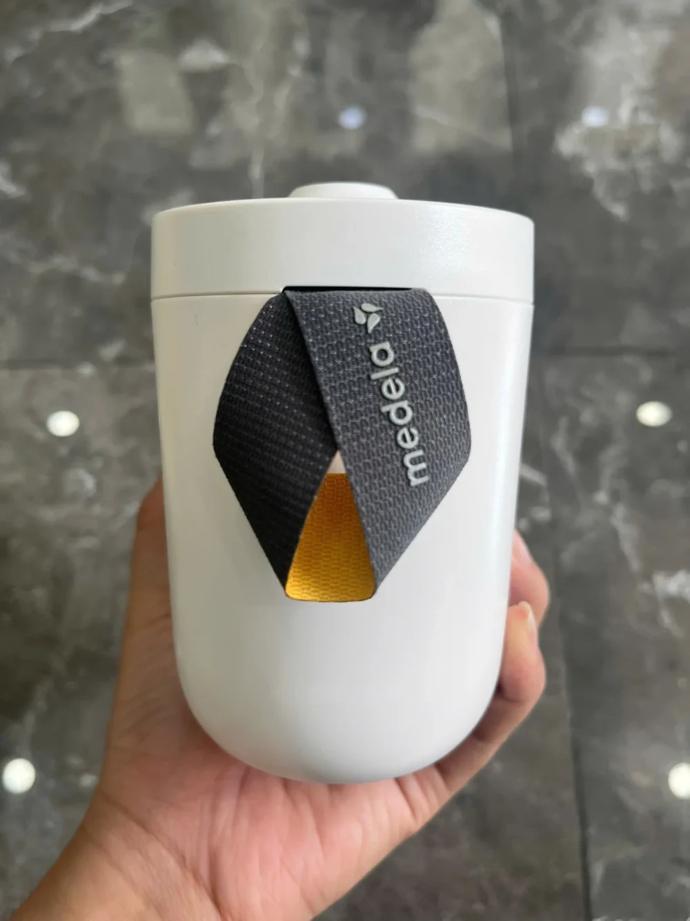 Máy hút sữa Medela Pump In Style Max Flow tặng kèm áo hút sữa (full box) - Ảnh 13