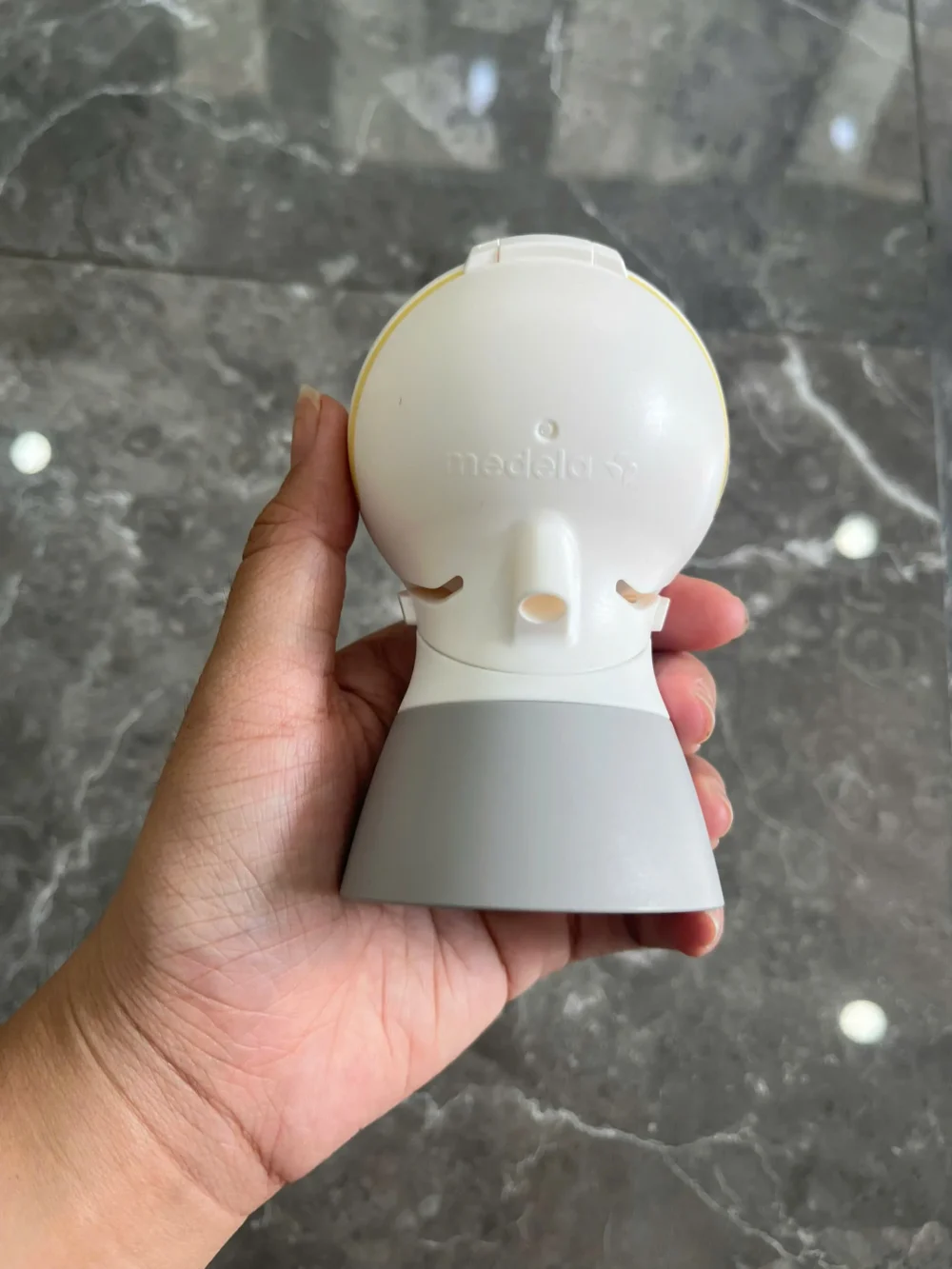 Máy hút sữa Medela Pump In Style Max Flow tặng kèm áo hút sữa (full box) - Ảnh 19