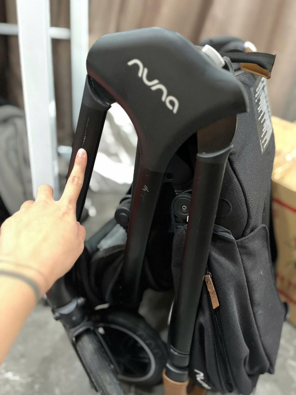 Xe đẩy Nuna triv màu đen khung đen 0-4 tuổi tối đa 22kg - Ảnh 16