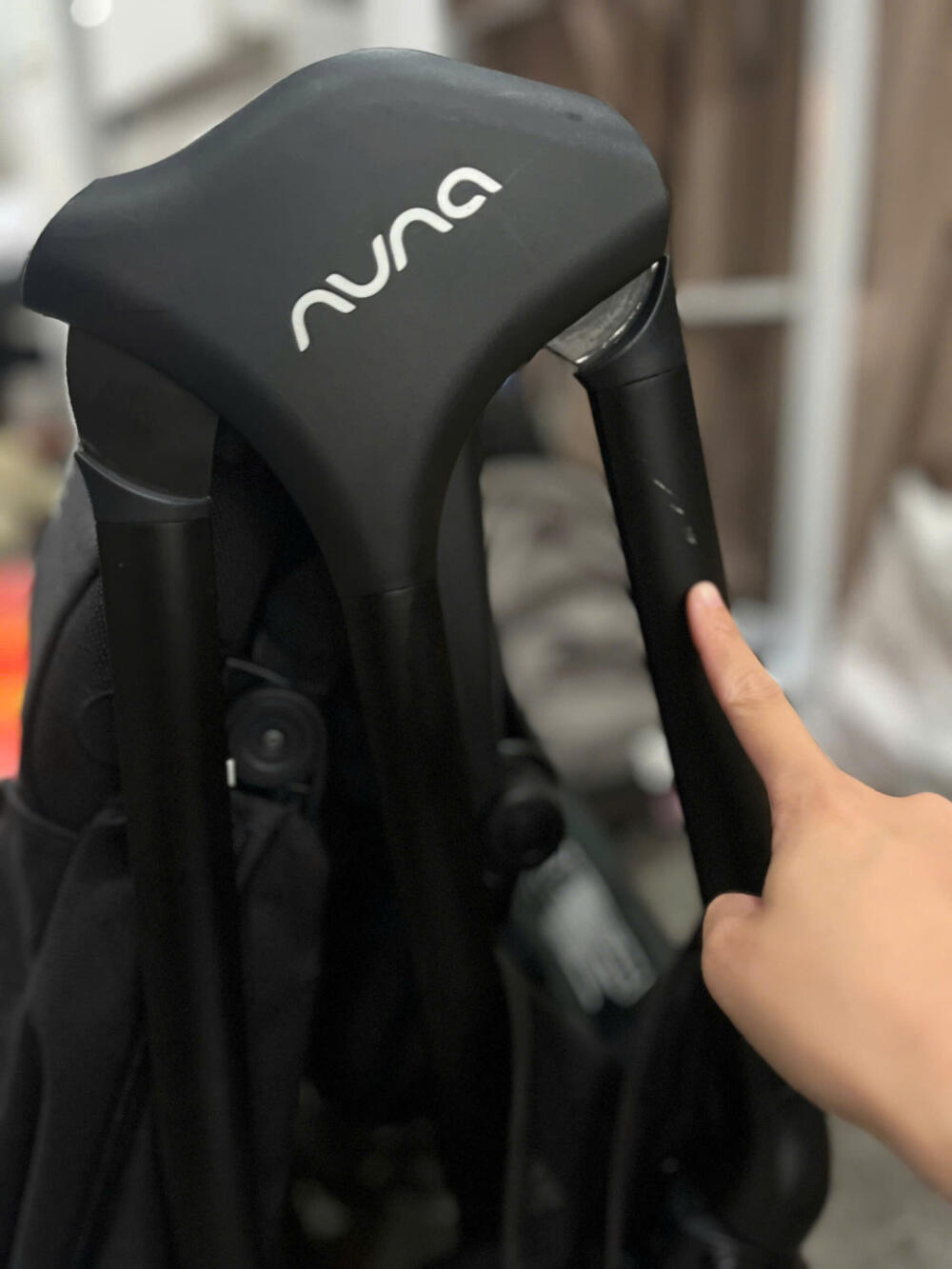 Xe đẩy Nuna triv màu đen khung đen 0-4 tuổi tối đa 22kg - Ảnh 18