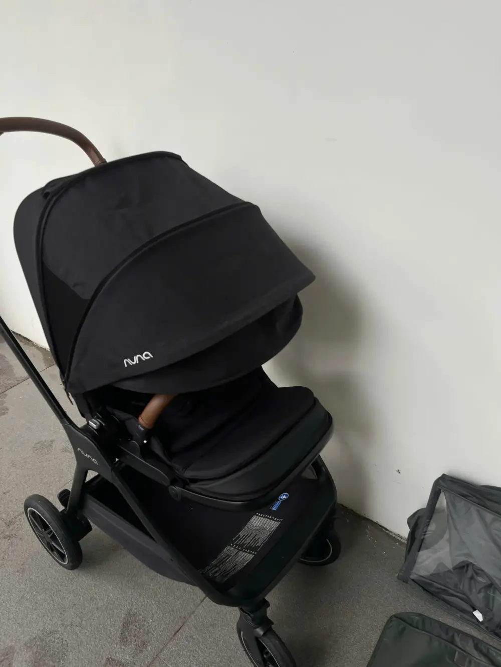 Xe đẩy Nuna triv Next màu đen khung đen (tặng kèm áo mưa hãng) - Ảnh 19