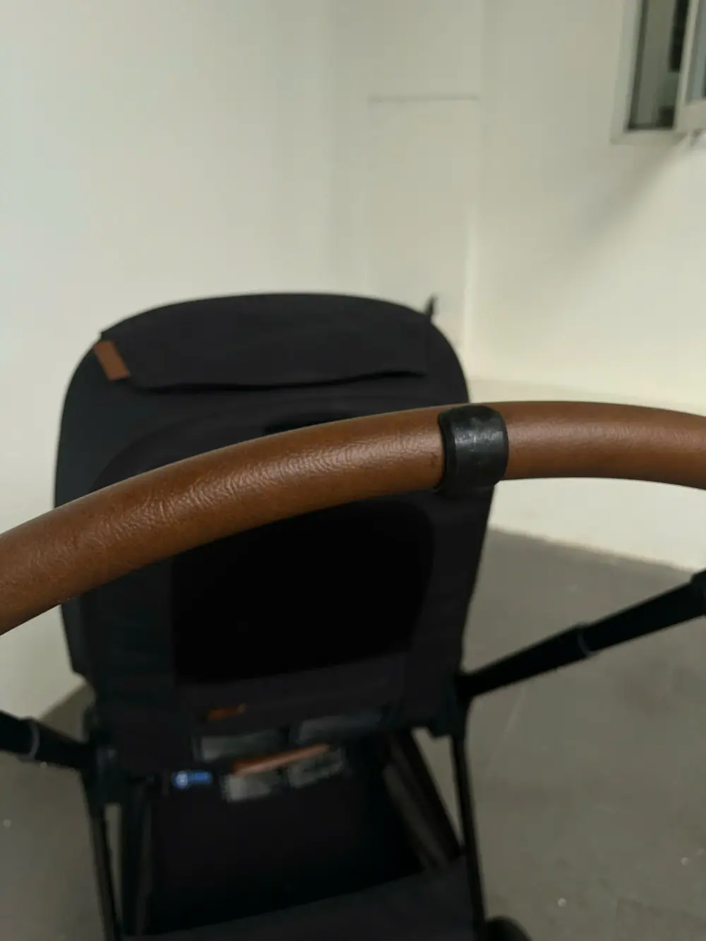 Xe đẩy Nuna triv Next màu đen khung đen (tặng kèm áo mưa hãng) - Ảnh 24