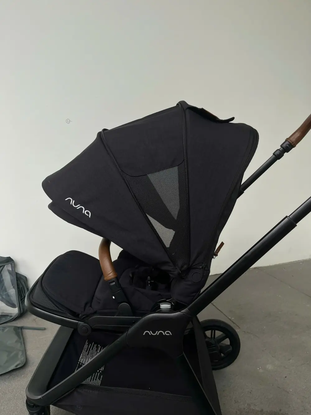 Xe đẩy Nuna triv Next màu đen khung đen (tặng kèm áo mưa hãng) - Ảnh 28