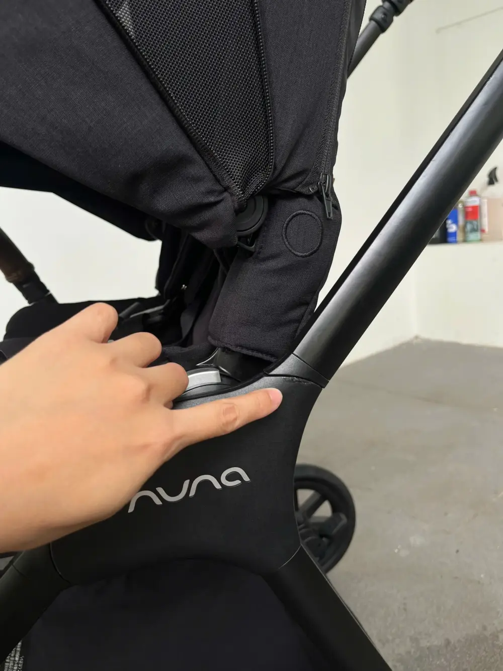 Xe đẩy Nuna triv Next màu đen khung đen (tặng kèm áo mưa hãng) - Ảnh 31