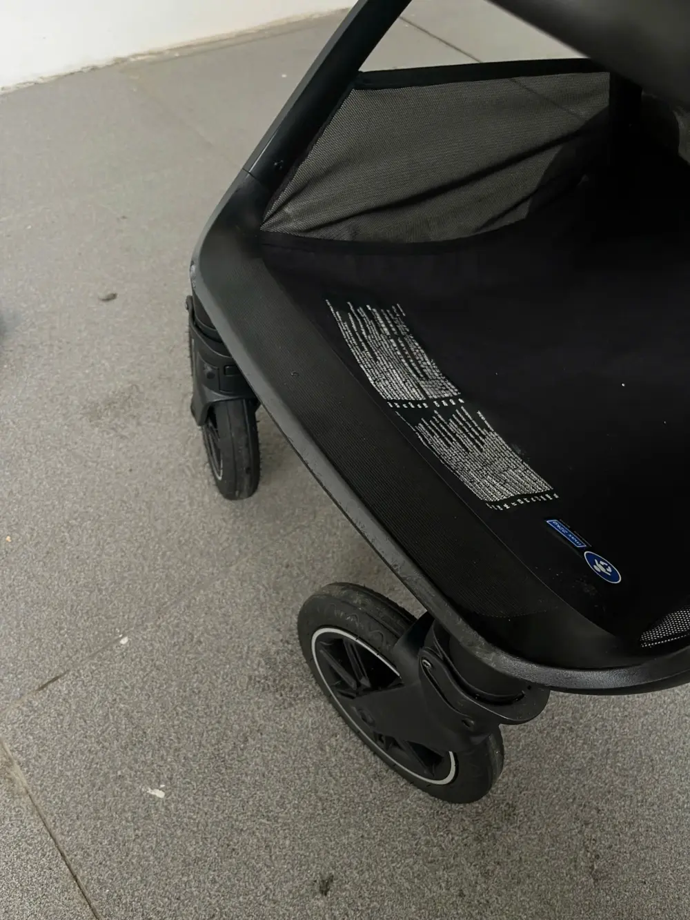 Xe đẩy Nuna triv Next màu đen khung đen (tặng kèm áo mưa hãng) - Ảnh 32