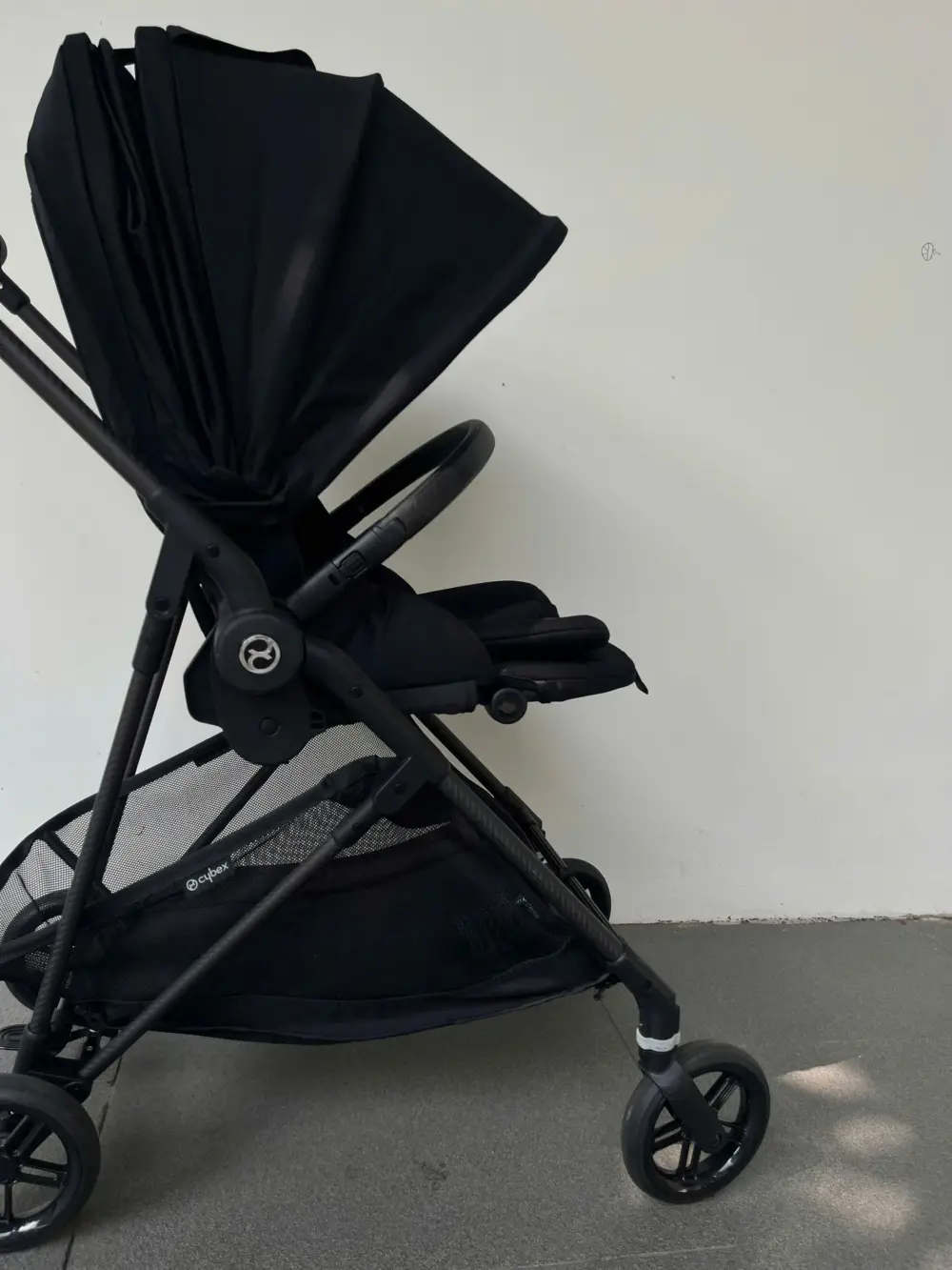 Xe đẩy Cybex Melio carbon 2025 tặng kèm cup holder cybex (full black) 0-3 tuổi tối đa 15kg - Ảnh 3