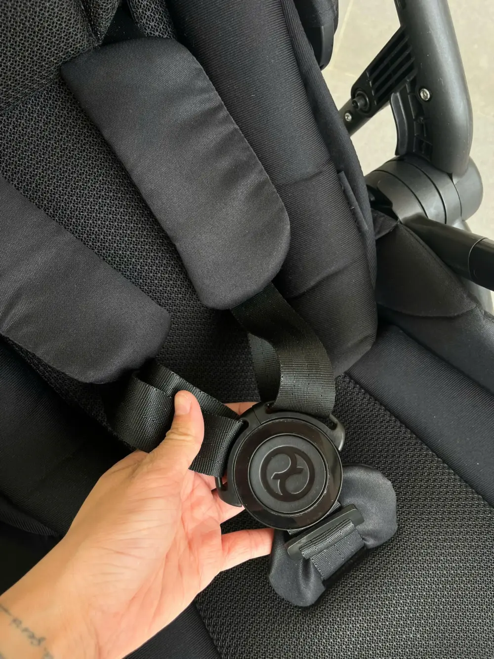 Xe đẩy Cybex Melio carbon 2025 tặng kèm cup holder cybex (full black) 0-3 tuổi tối đa 15kg - Ảnh 26