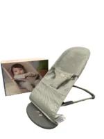 Ghế rung Baby Bjorn vải air mesh màu xám nhạt (còn box)