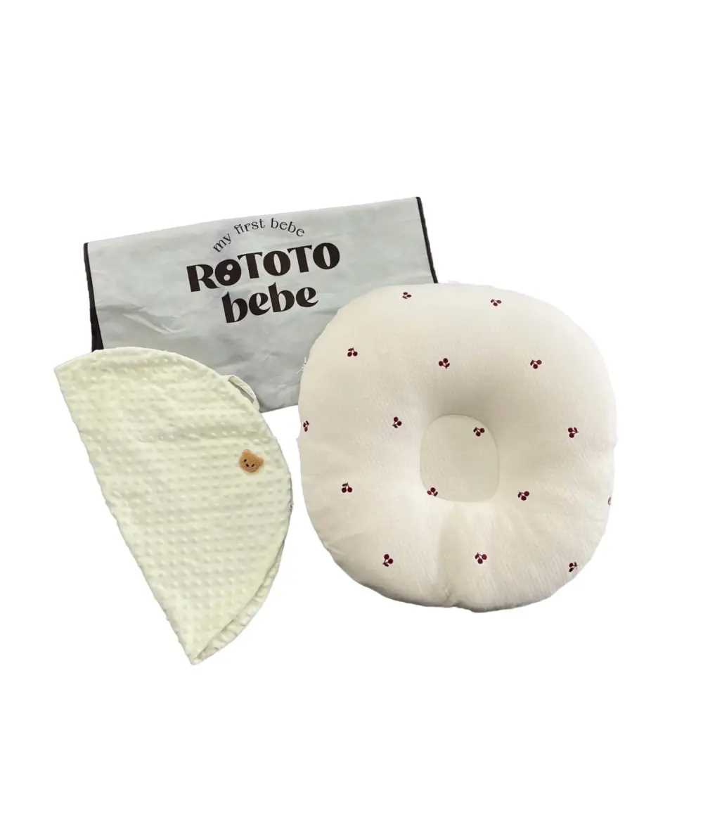 Gối chống trào ngược Rototo Bebe lụa chữ C, tặng kèm 1 bọc gối nhung nobrand (còn túi đựng) 0-14 tháng - Ảnh 1