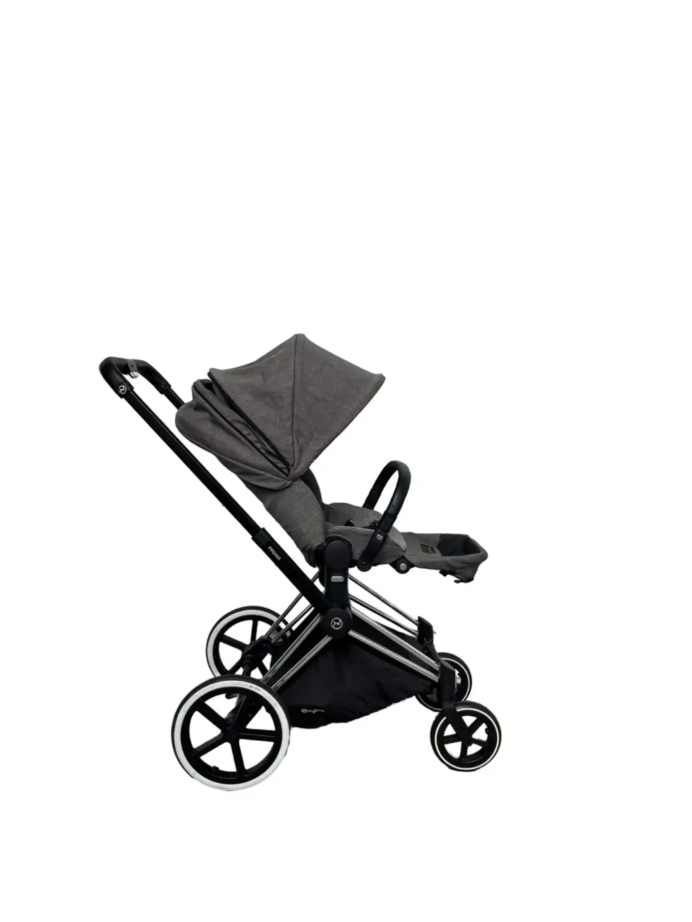 craiyon_173650_image Xe đẩy Cybex priam (màu xám khung silver) 0-4 tuổi tối đa 22kg - Ảnh 1