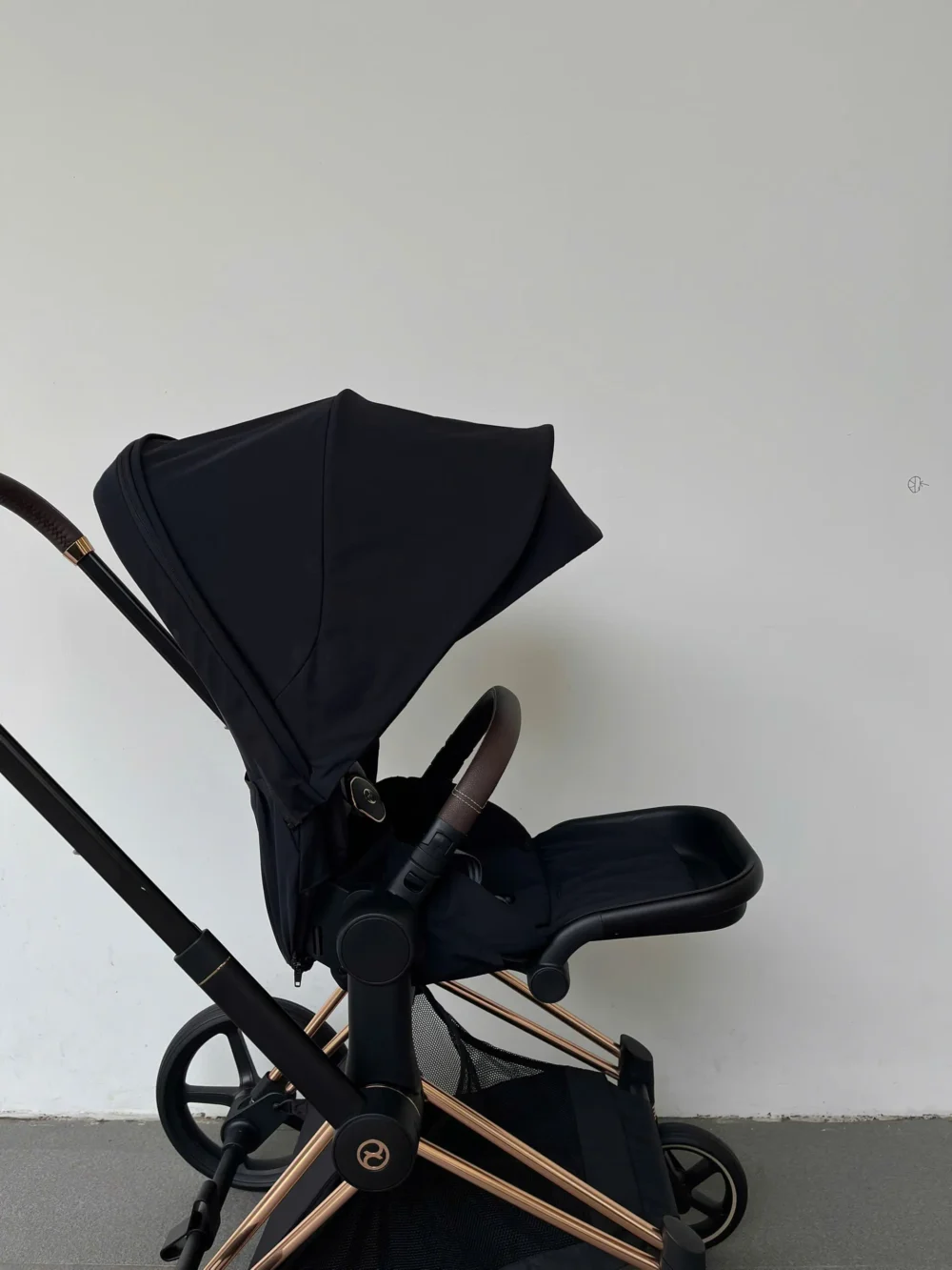 Xe đẩy Cybex priam màu đen khung rose gold (còn box seat pack) - Ảnh 18