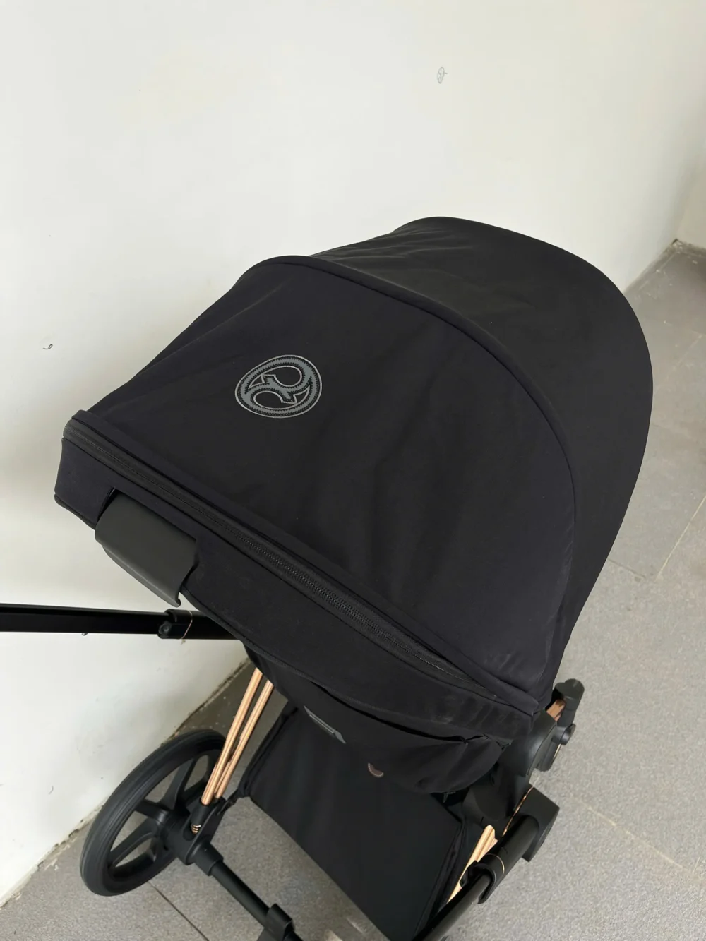 Xe đẩy Cybex priam màu đen khung rose gold (còn box seat pack) - Ảnh 26