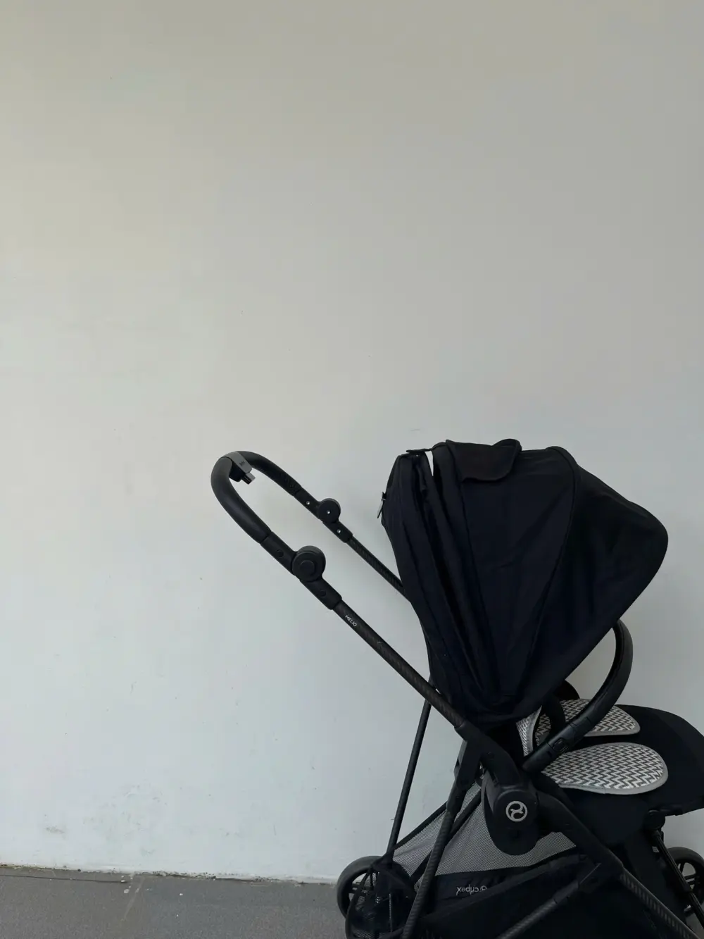 Xe đẩy Cybex Melio carbon màu full đen (tặng kèm đệm lót nằm xe đẩy Kate mesh thoáng mát) - Ảnh 19