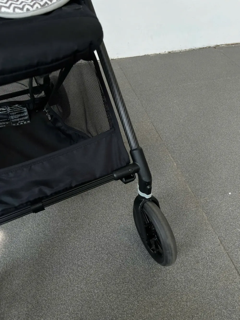 Xe đẩy Cybex Melio carbon màu full đen (tặng kèm đệm lót nằm xe đẩy Kate mesh thoáng mát) - Ảnh 30