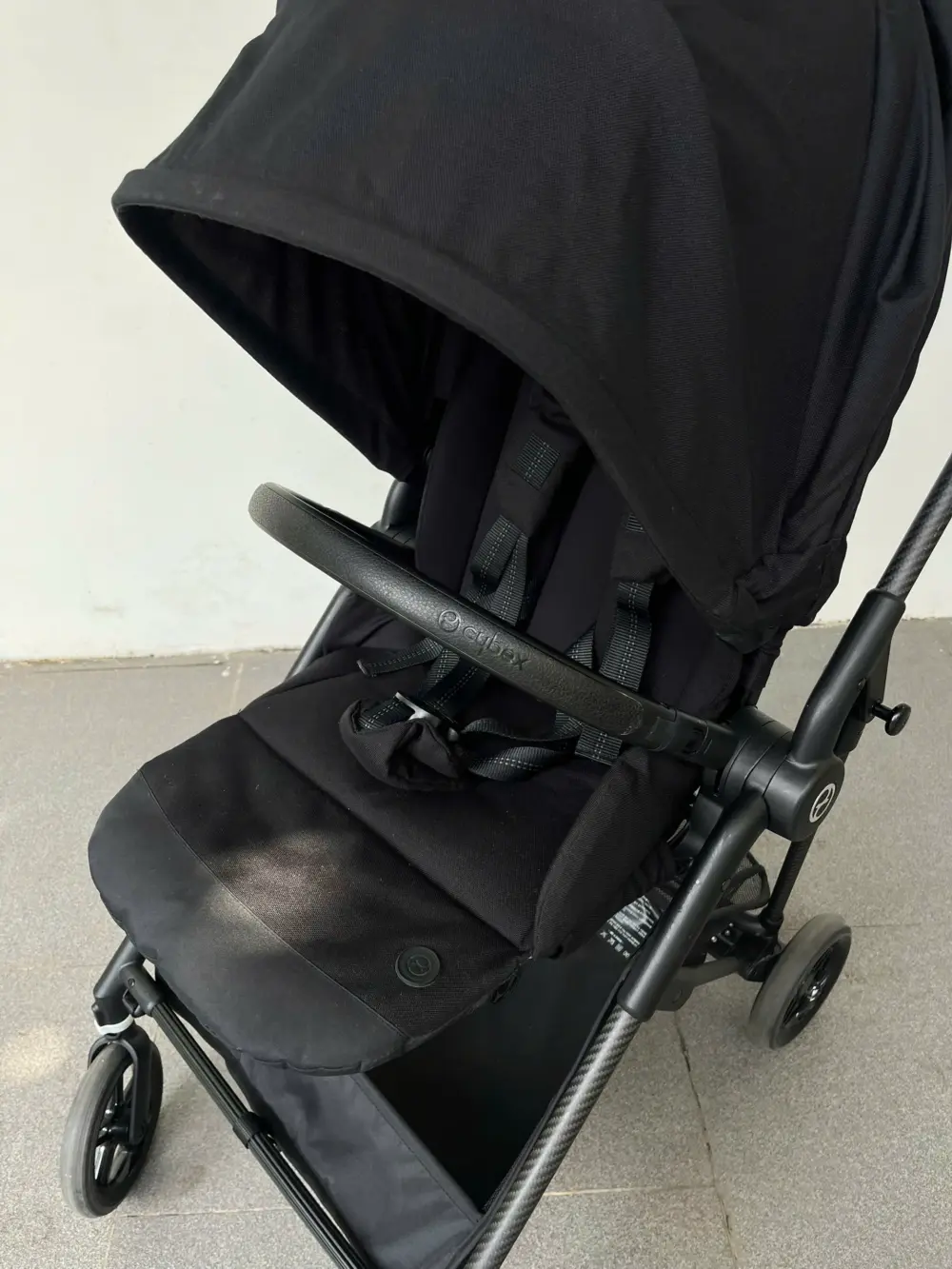 Xe đẩy Cybex Melio carbon màu full đen (tặng kèm đệm lót nằm xe đẩy Kate mesh thoáng mát) - Ảnh 13